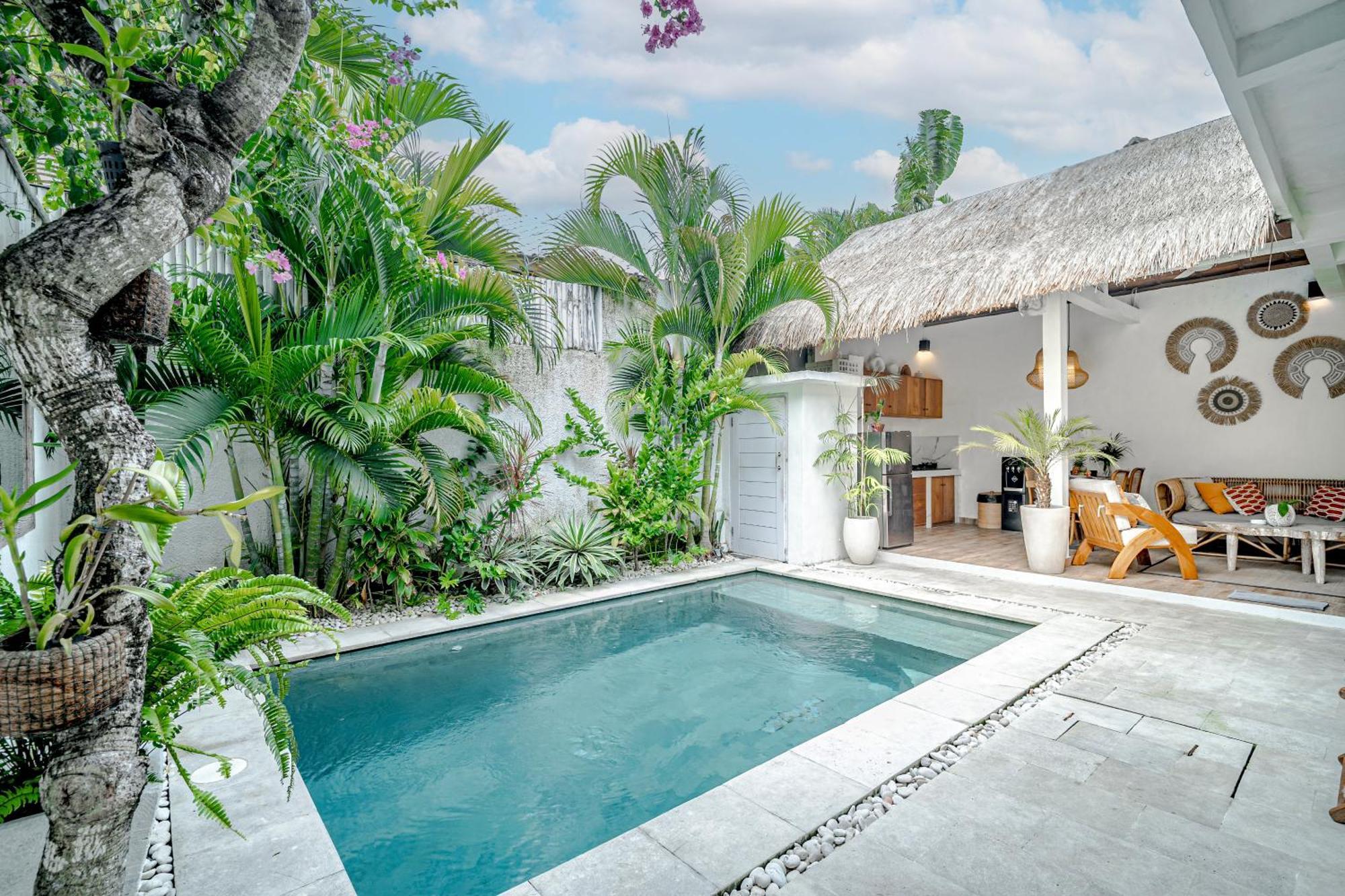 Villa Lemone 2 By Bali Villa Solutions Семиняк Екстериор снимка